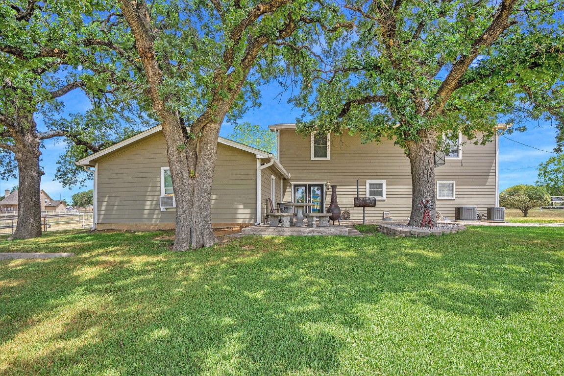 6013 Alyssa Court Azle TX 76020