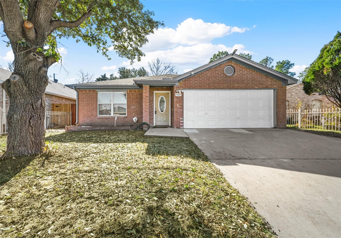 2315 Chris Court Grand Prairie TX 75050