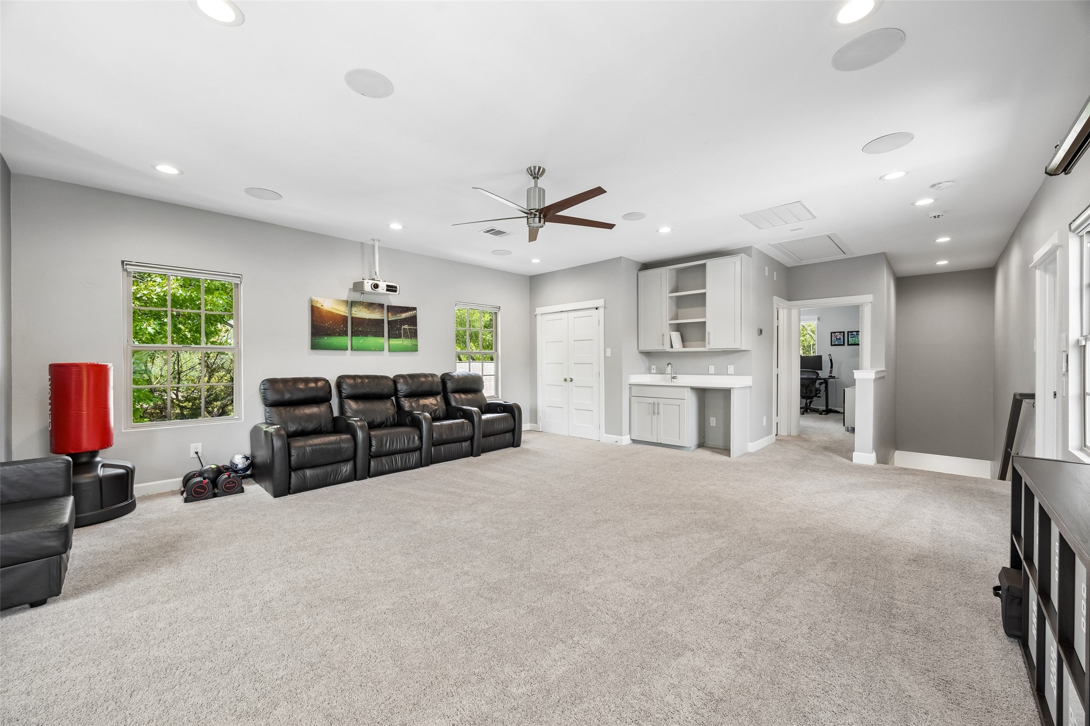 6610 Southpoint Drive Dallas TX 75248