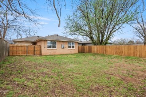 732 W Bullock Street Denison TX 75020