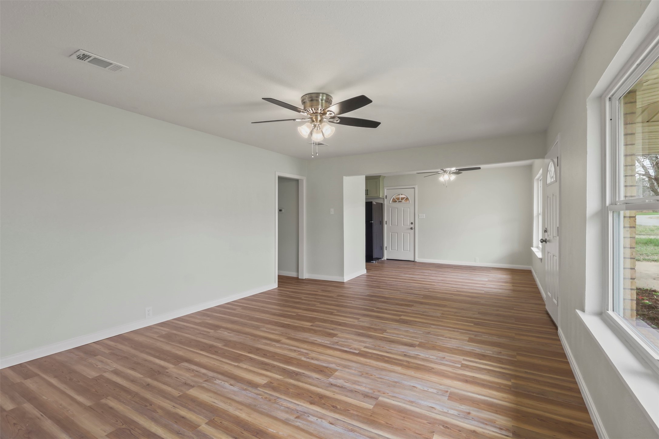 732 W Bullock Street Denison TX 75020