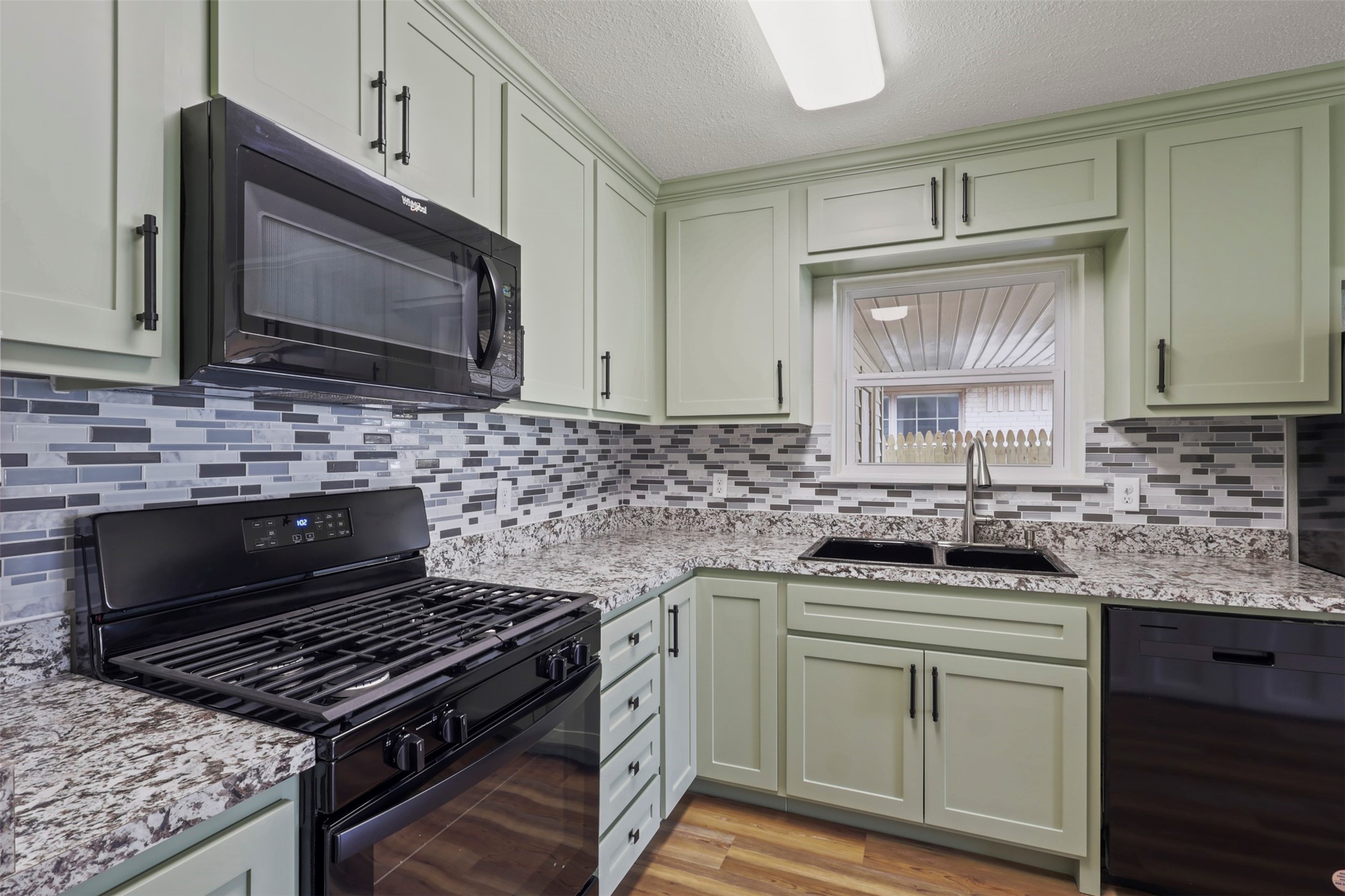 732 W Bullock Street Denison TX 75020