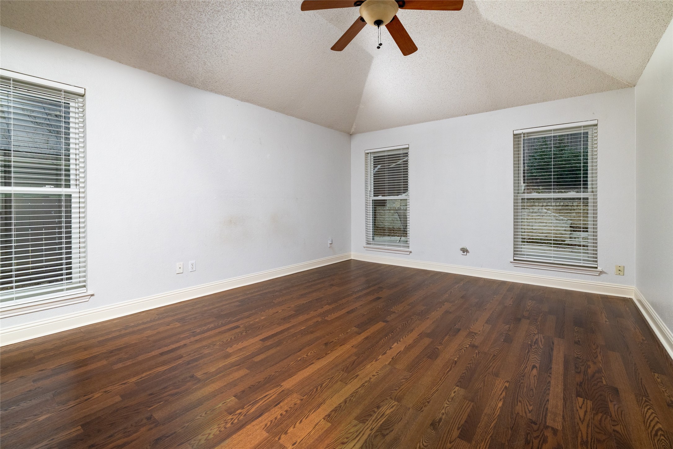 8512 Mccormick Court Fort Worth TX 76179