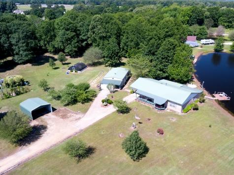 208 Laramie Lake Drive Powderly TX 75473