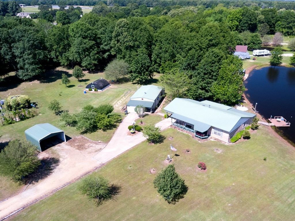 208 Laramie Lake Drive Powderly TX 75473