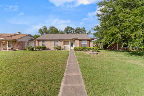 707 Shadybrook Lane Seagoville TX 75159