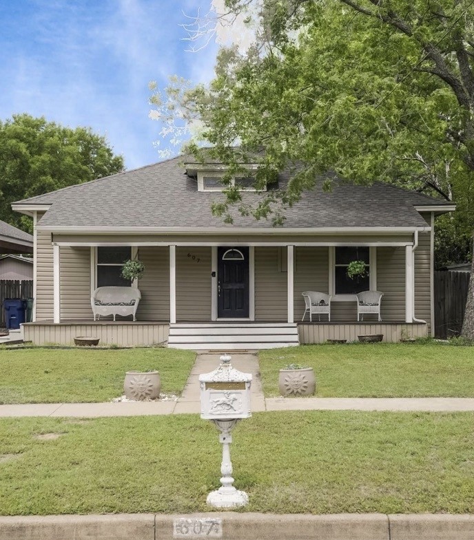 607 Williams Street Waxahachie TX 75165