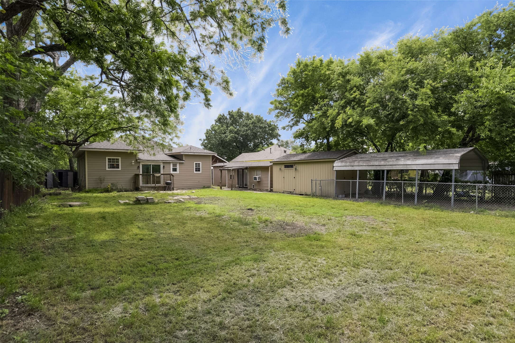 607 Williams Street Waxahachie TX 75165