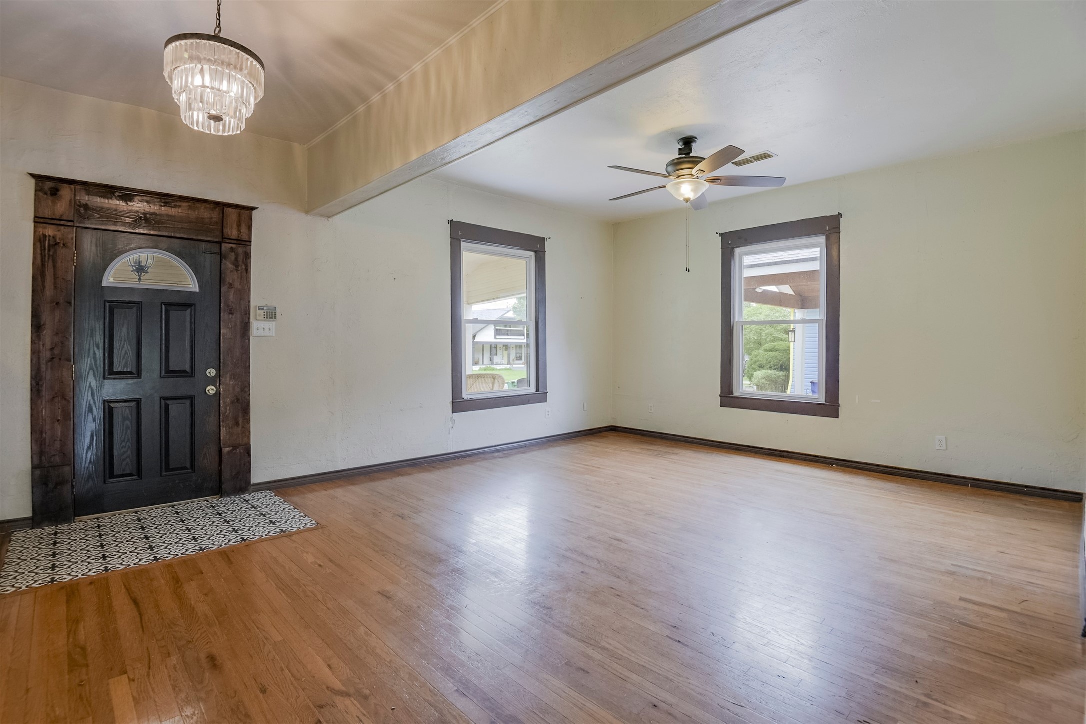 607 Williams Street Waxahachie TX 75165