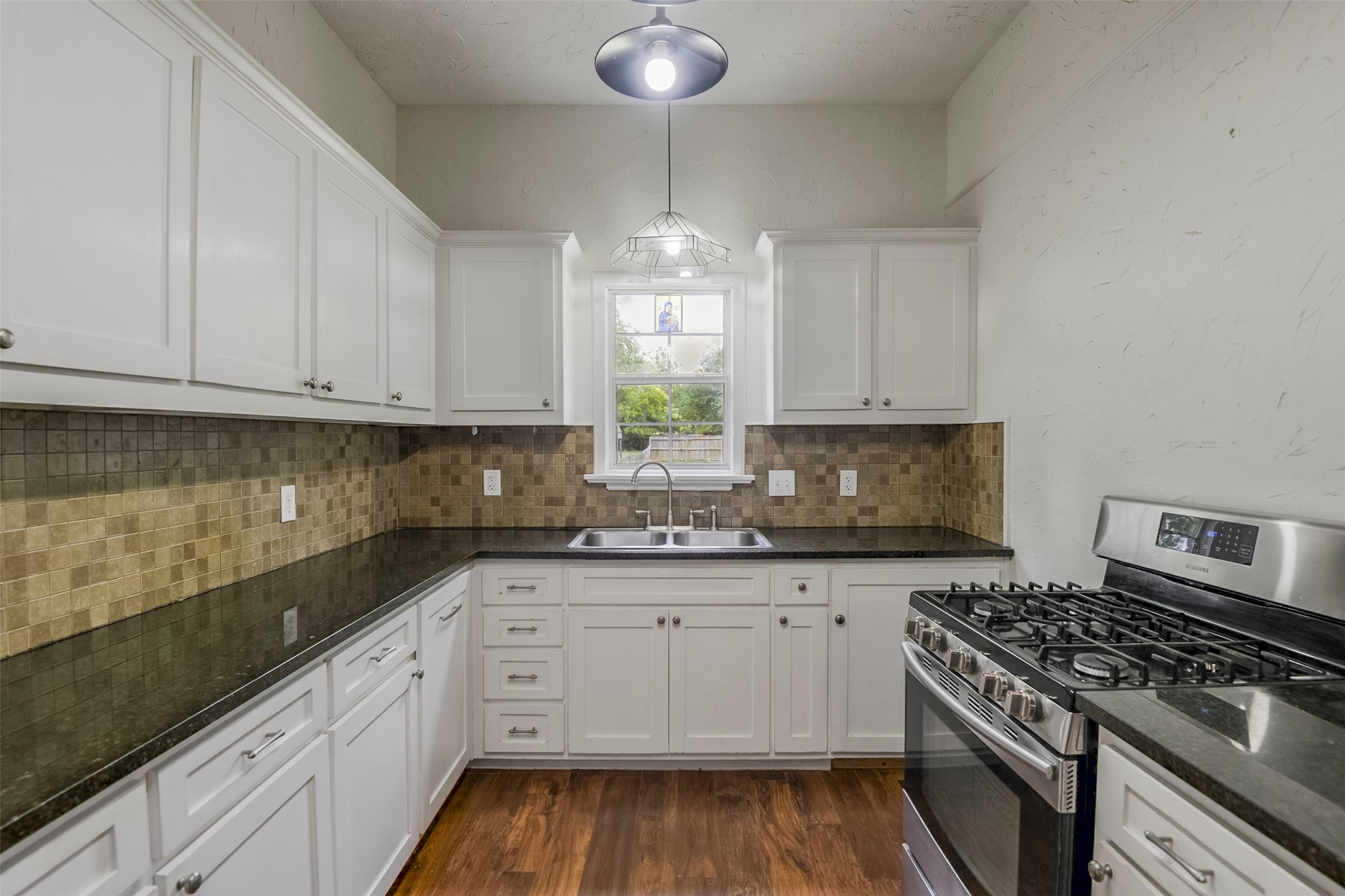 607 Williams Street Waxahachie TX 75165