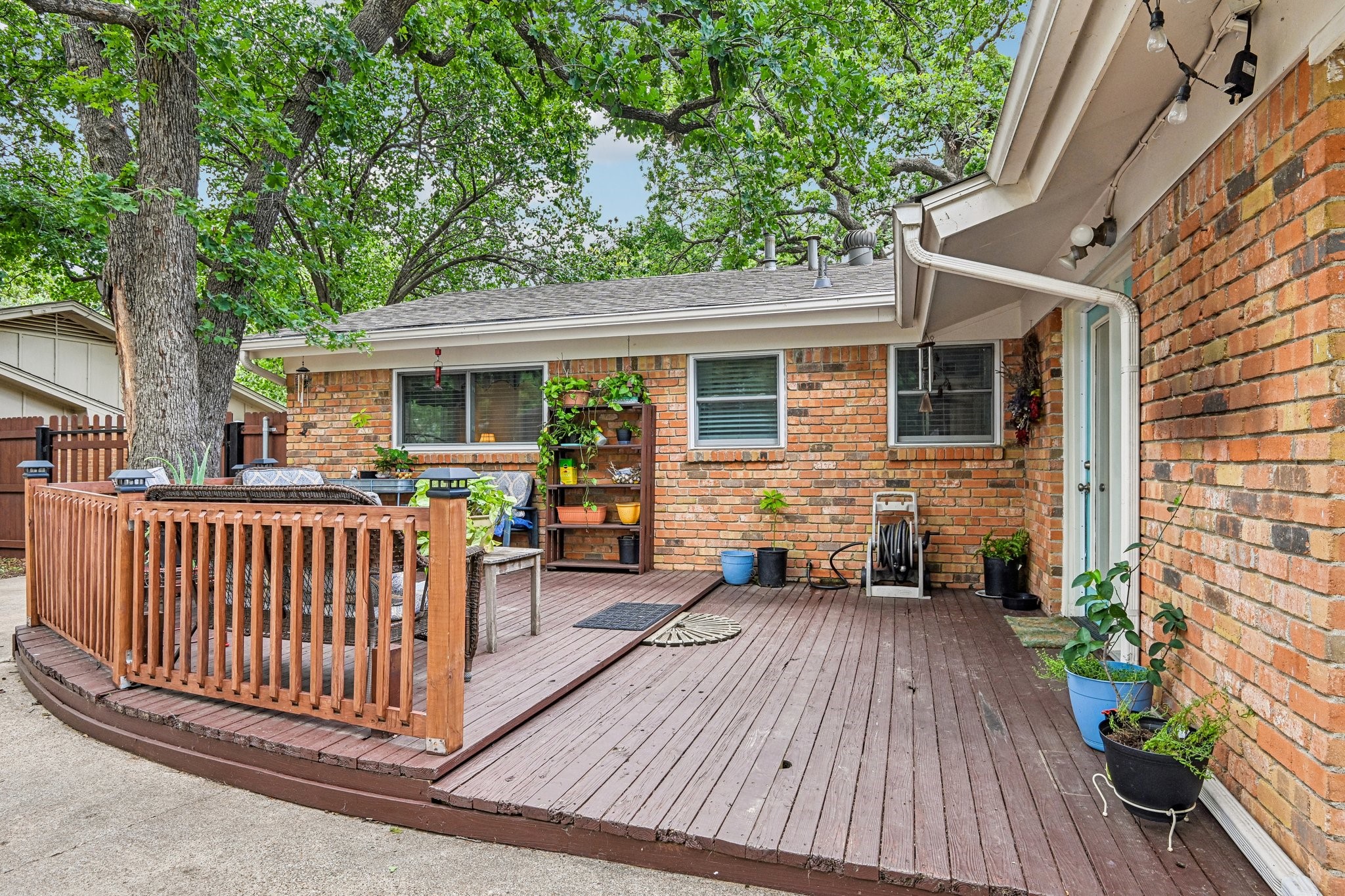 724 Bedford Court W Hurst TX 76053