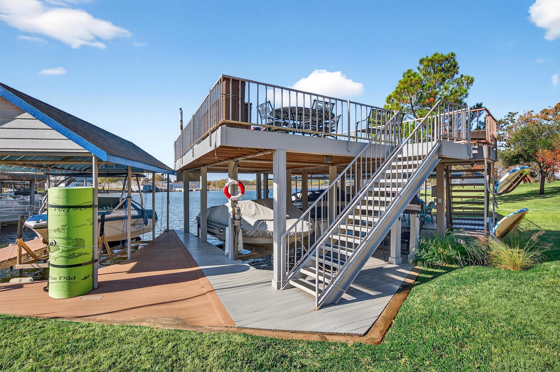 100 Mohawk Cove Lake Kiowa TX 76240