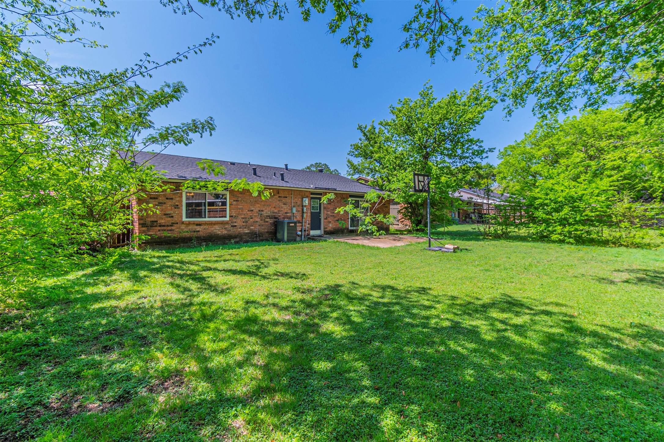 7309 Ashcrest Lane Dallas TX 75249