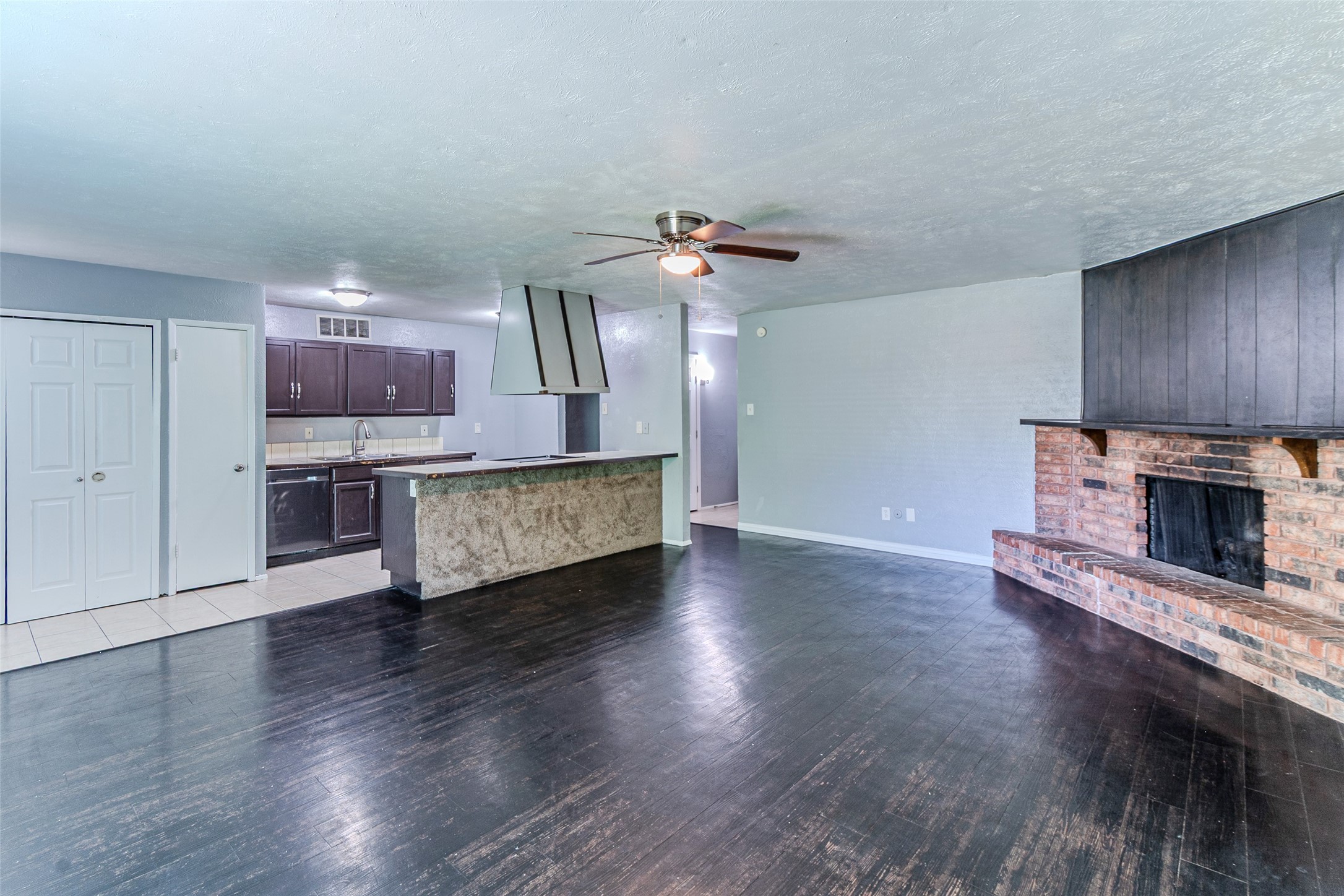 7309 Ashcrest Lane Dallas TX 75249