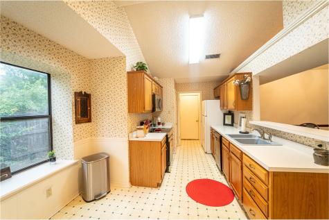 2918 Oak Ridge Court Abilene TX 79606