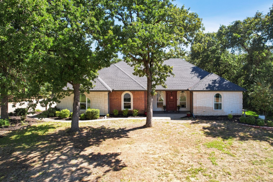 5437 Hidden Valley Court Mansfield TX 76063