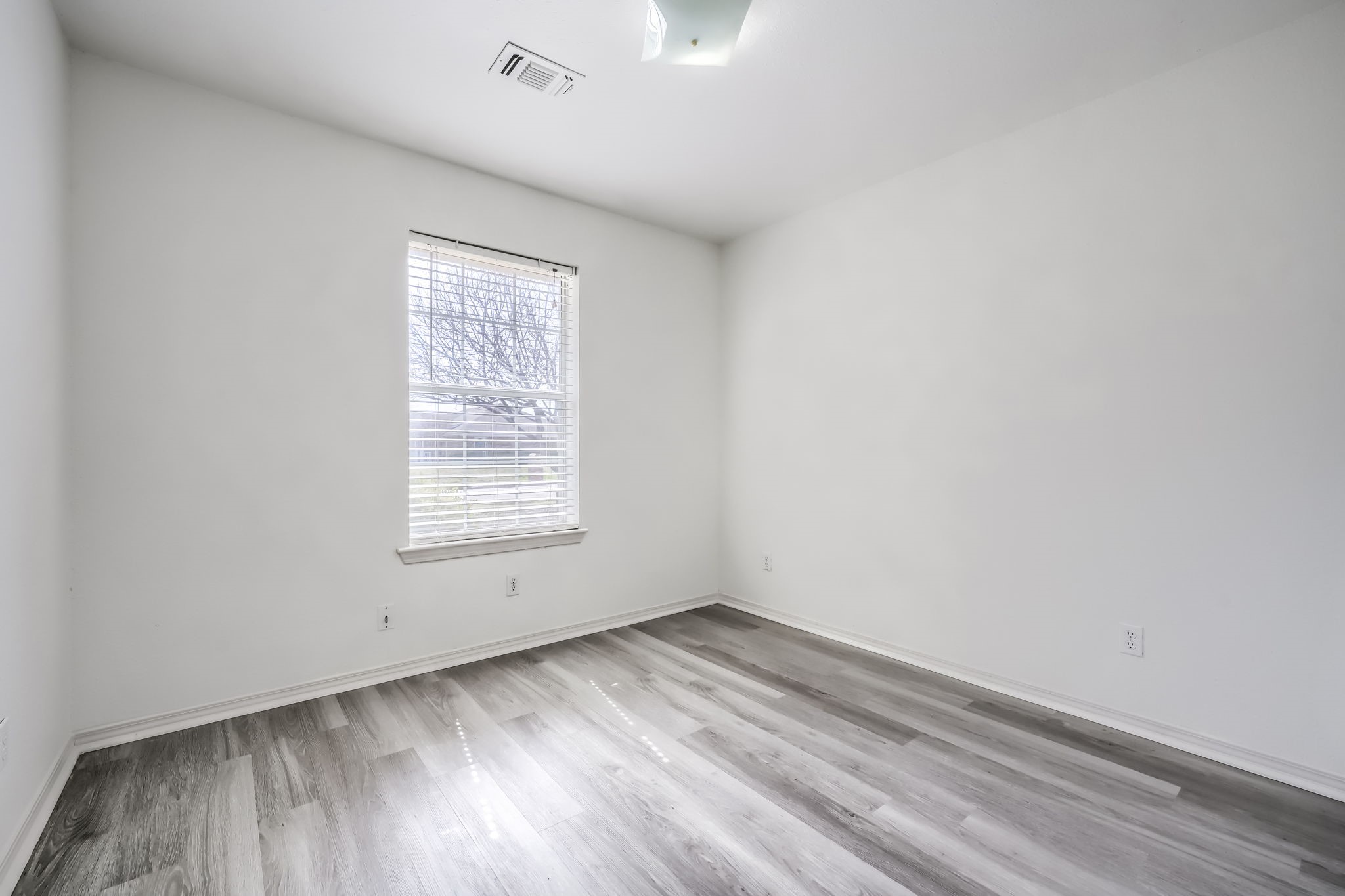 101 County Road 1010 Princeton TX 75407