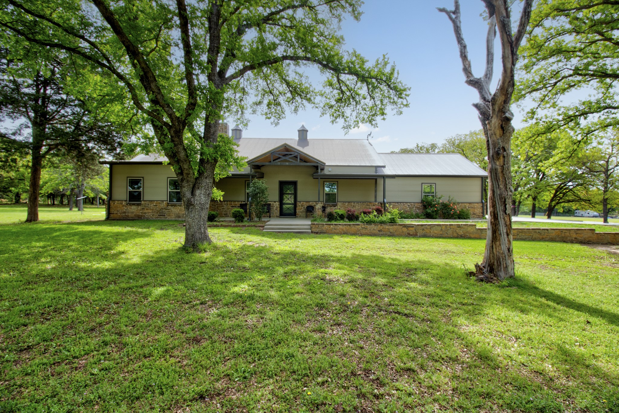 1024 Jordan Creek Road Collinsville TX 76233
