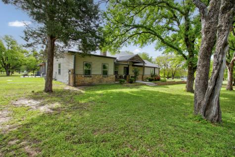 1024 Jordan Creek Road Collinsville TX 76233