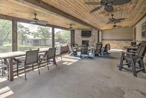 1024 Jordan Creek Road Collinsville TX 76233