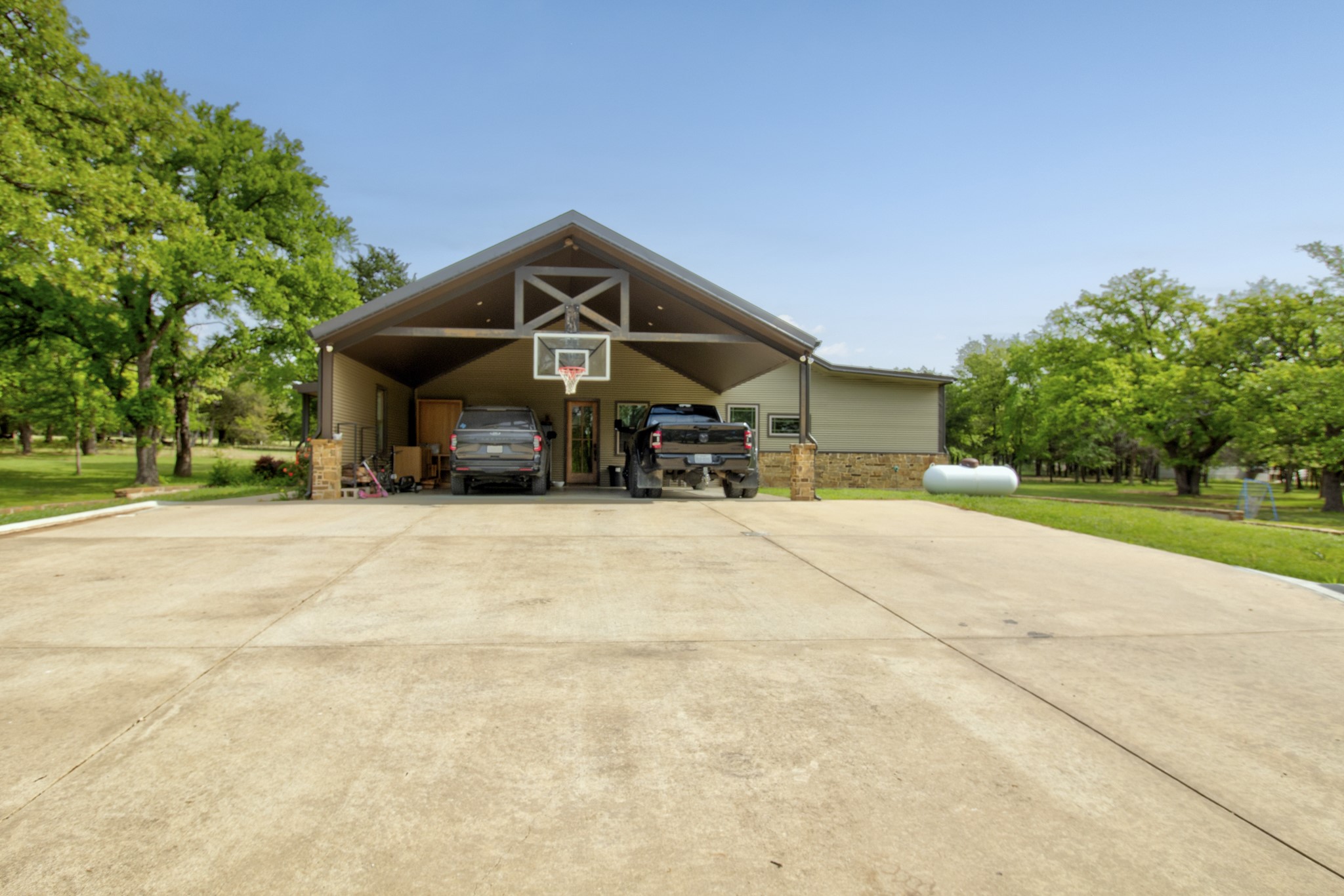 1024 Jordan Creek Road Collinsville TX 76233