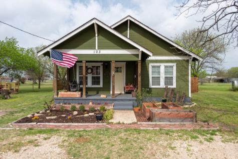 103 N Frederick Street Ponder TX 76259