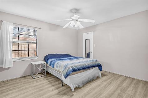 2440 Sunflower Drive Arlington TX 76014