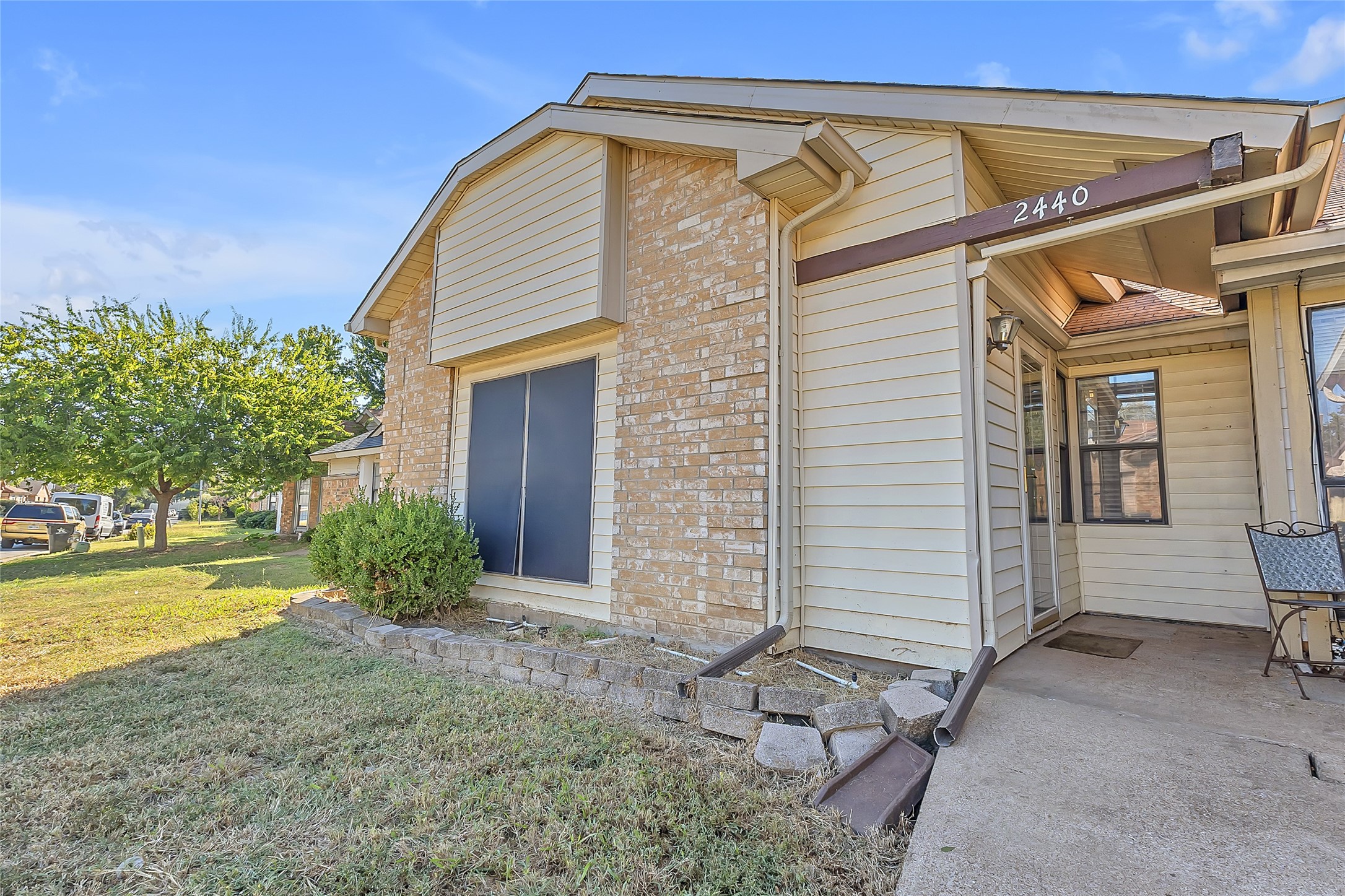 2440 Sunflower Drive Arlington TX 76014