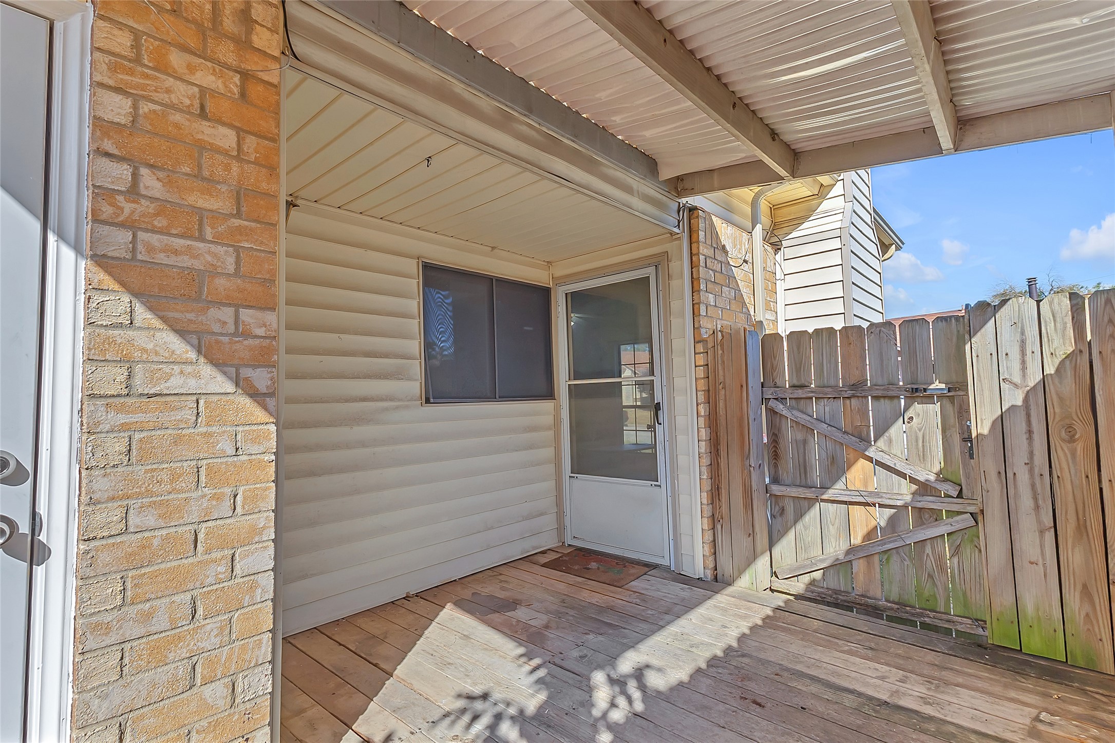 2440 Sunflower Drive Arlington TX 76014
