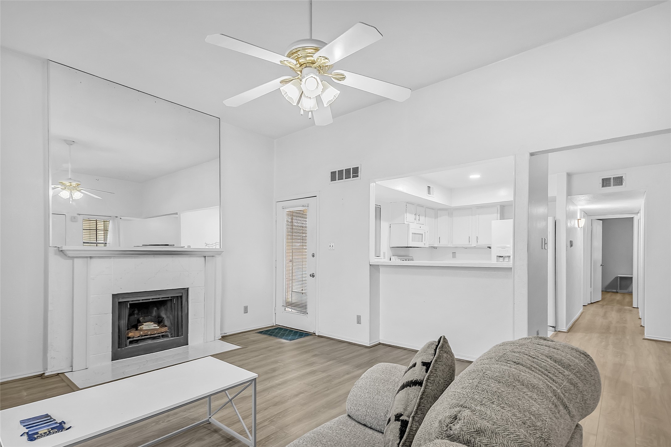 2440 Sunflower Drive Arlington TX 76014