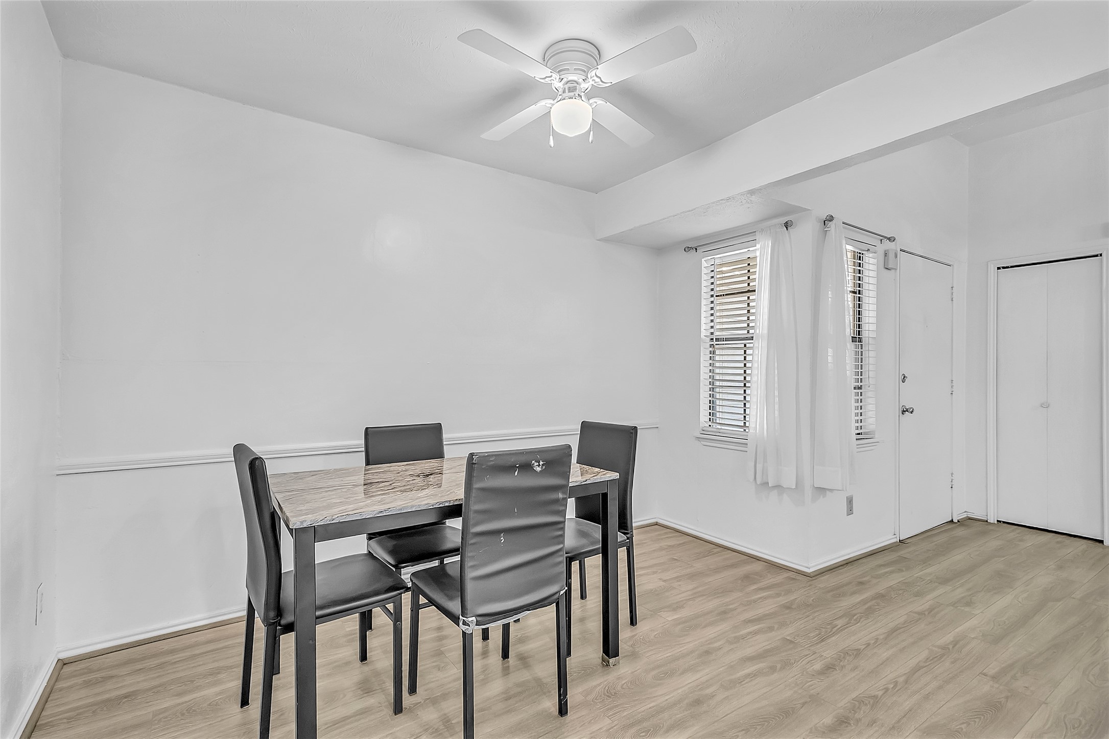 2440 Sunflower Drive Arlington TX 76014
