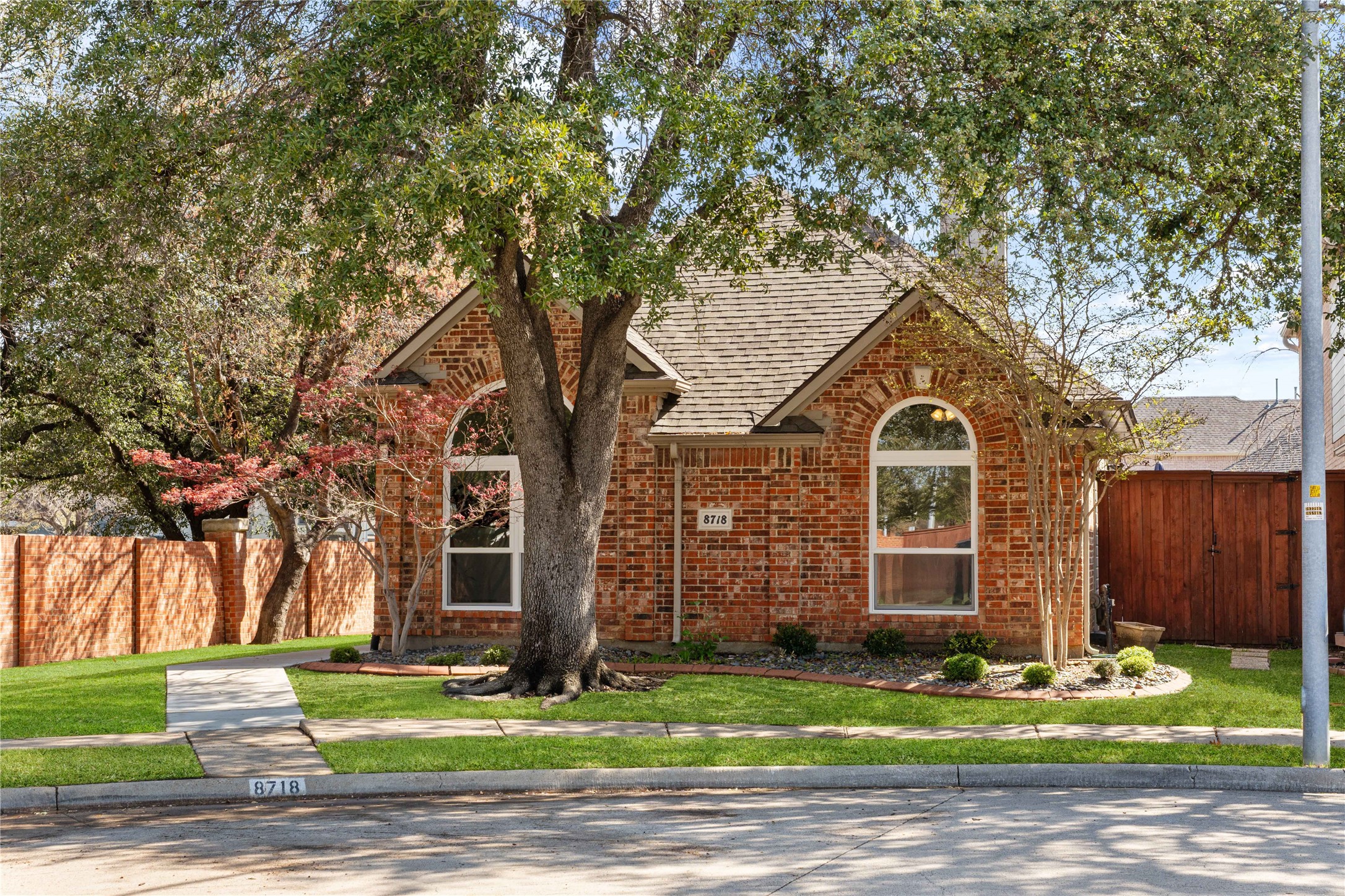 8718 Falls Road Irving TX 75063