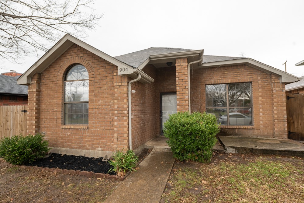904 Ember Lane Mesquite TX 75149