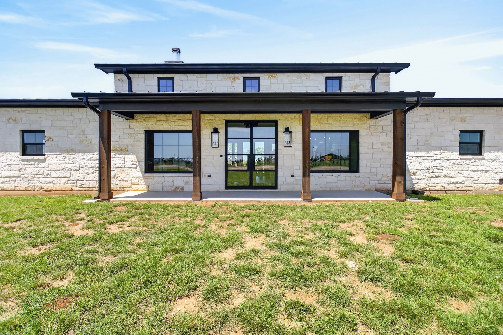 6384 Us Highway 281 S Jacksboro TX 76458