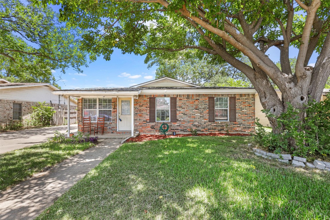 409 Bryan Drive Arlington TX 76011