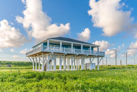 512 Caplen Shores Circle Port Bolivar TX 77617