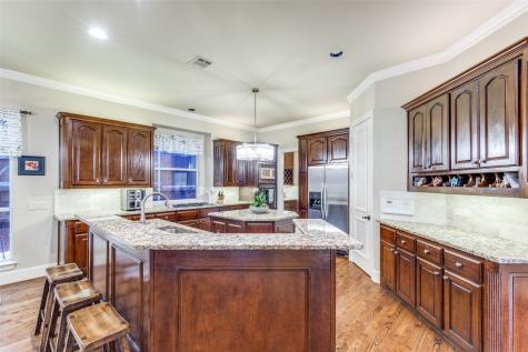 5704 Eastman Drive Plano TX 75093