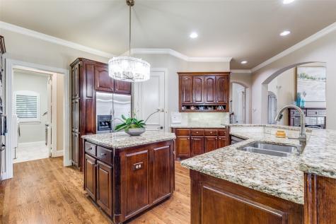 5704 Eastman Drive Plano TX 75093