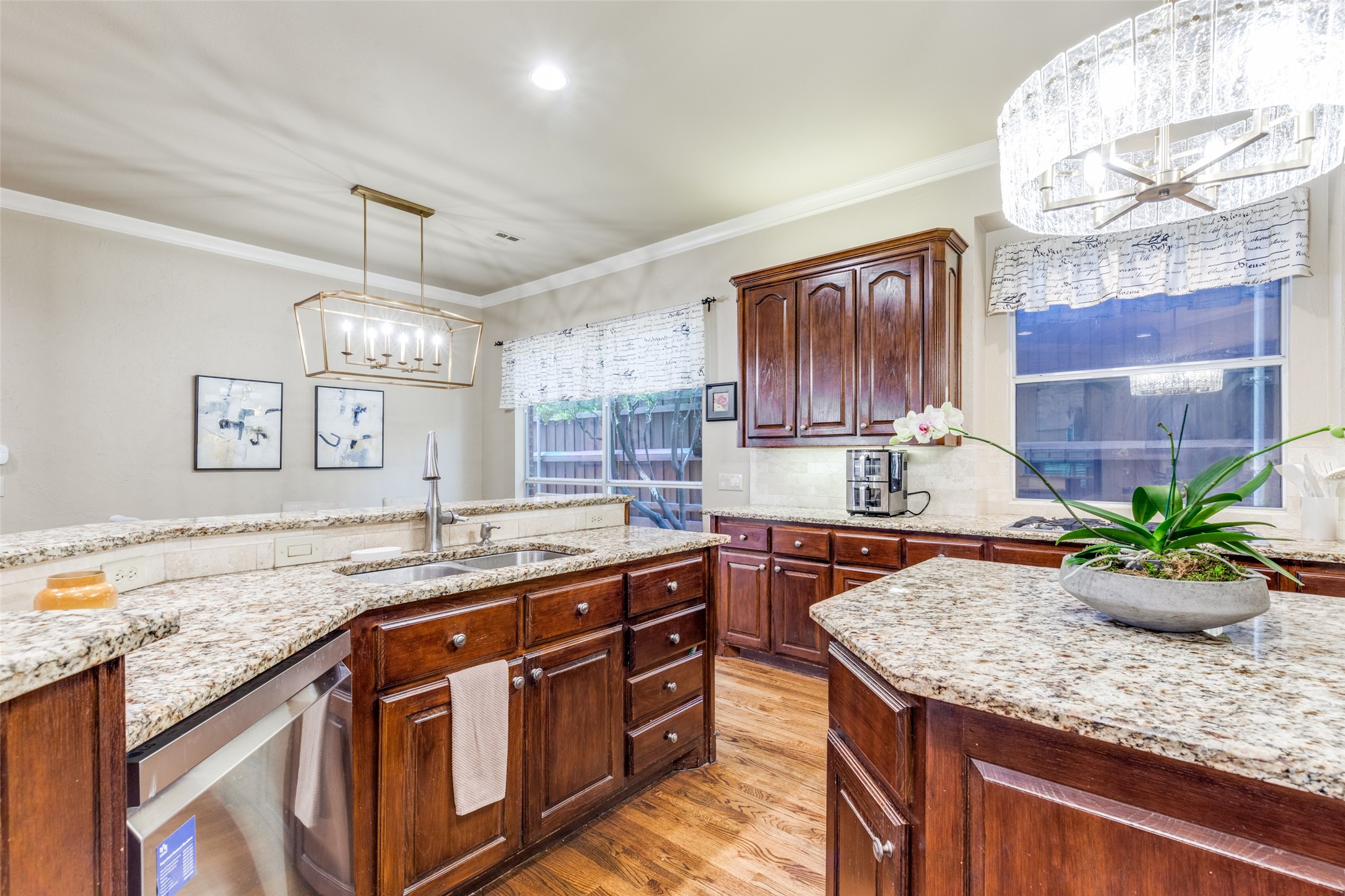 5704 Eastman Drive Plano TX 75093