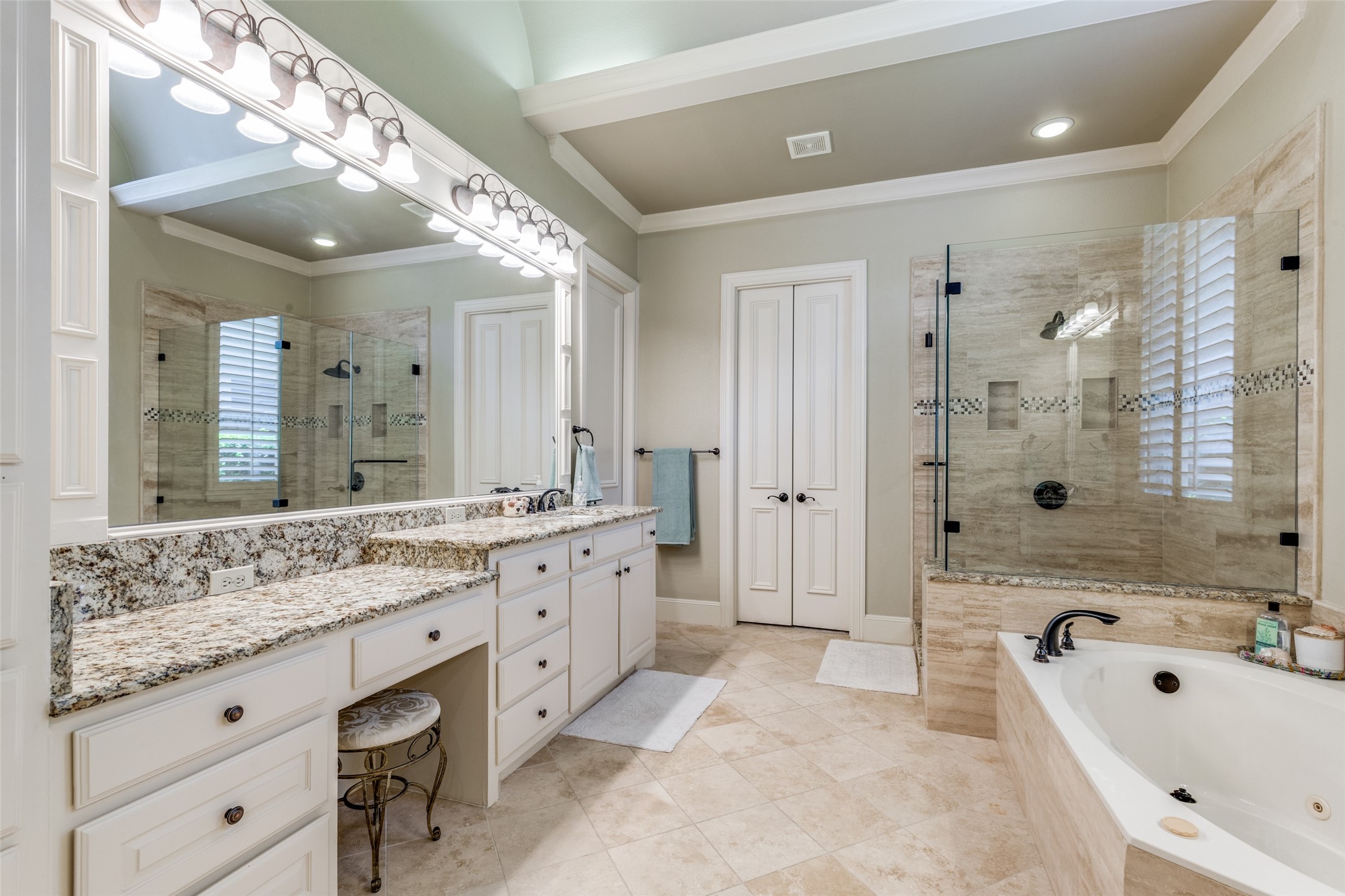 5704 Eastman Drive Plano TX 75093
