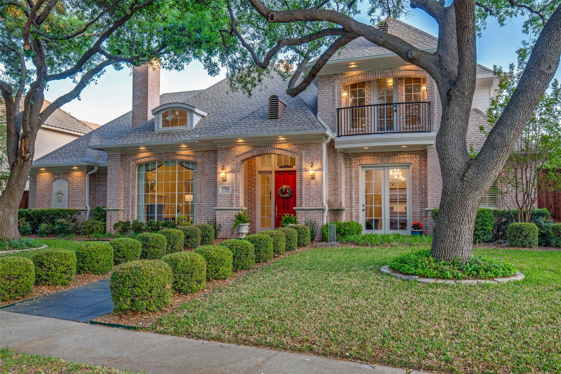5704 Eastman Drive Plano TX 75093