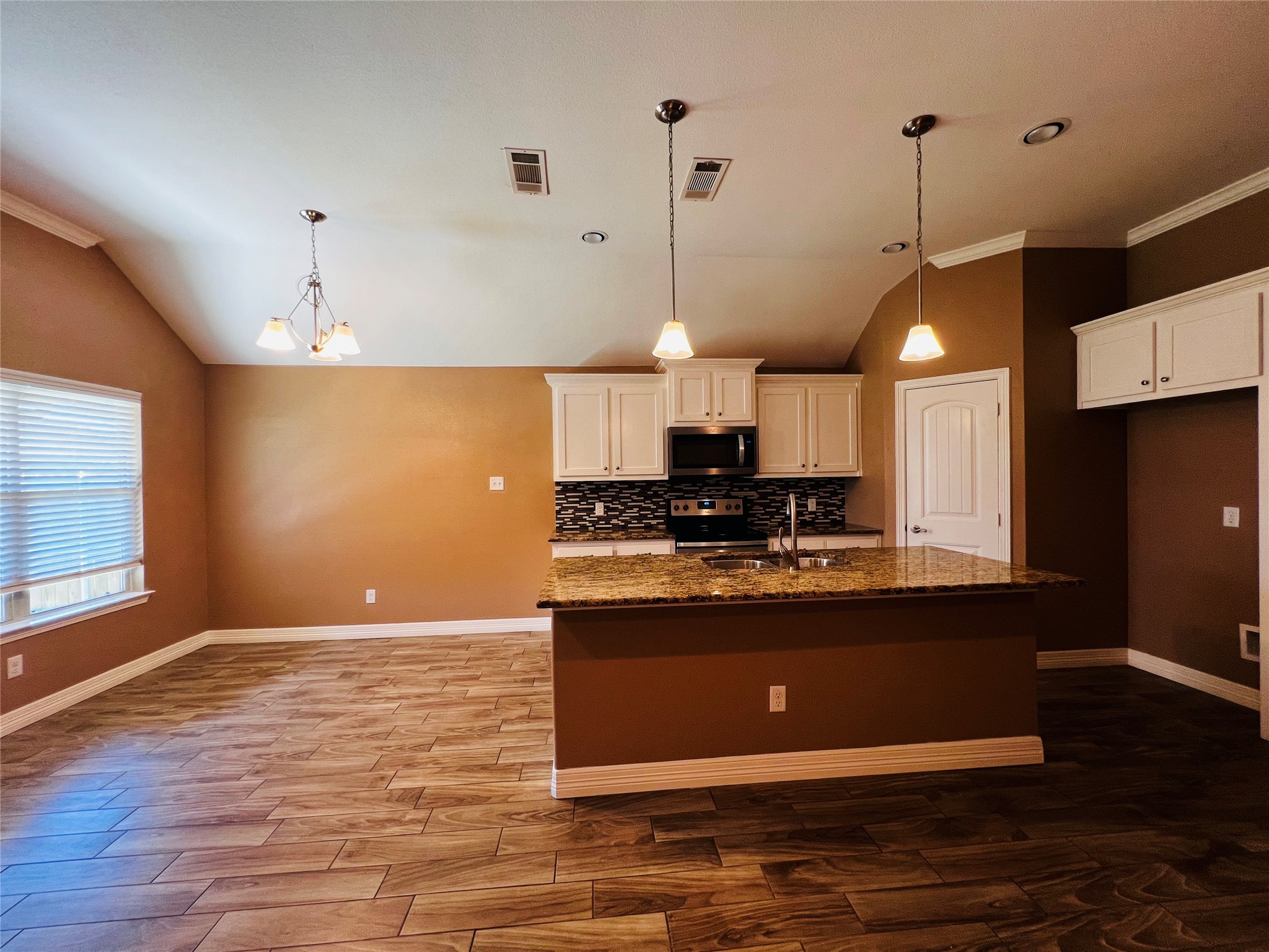 121 Frank Street Greenville TX 75402