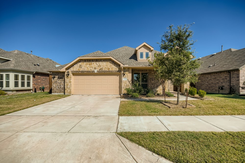 1205 Roadrunner Drive Little Elm TX 75068