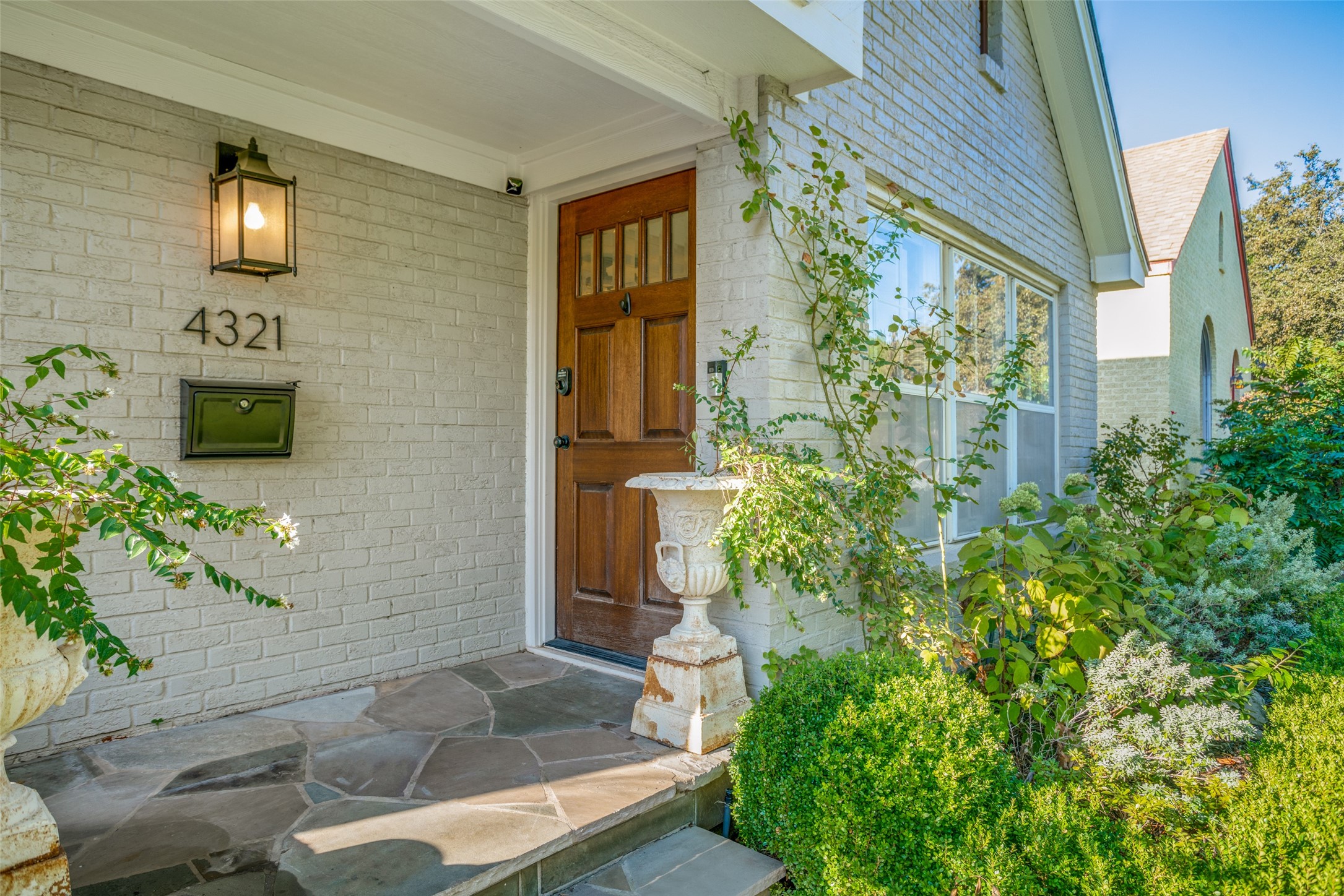4321 El Campo Avenue Fort Worth TX 76107