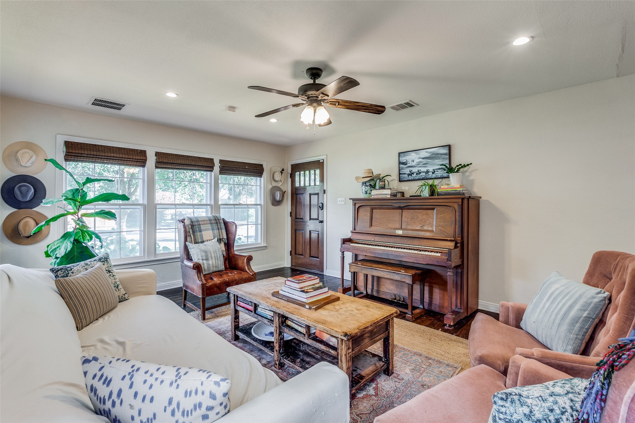 4321 El Campo Avenue Fort Worth TX 76107