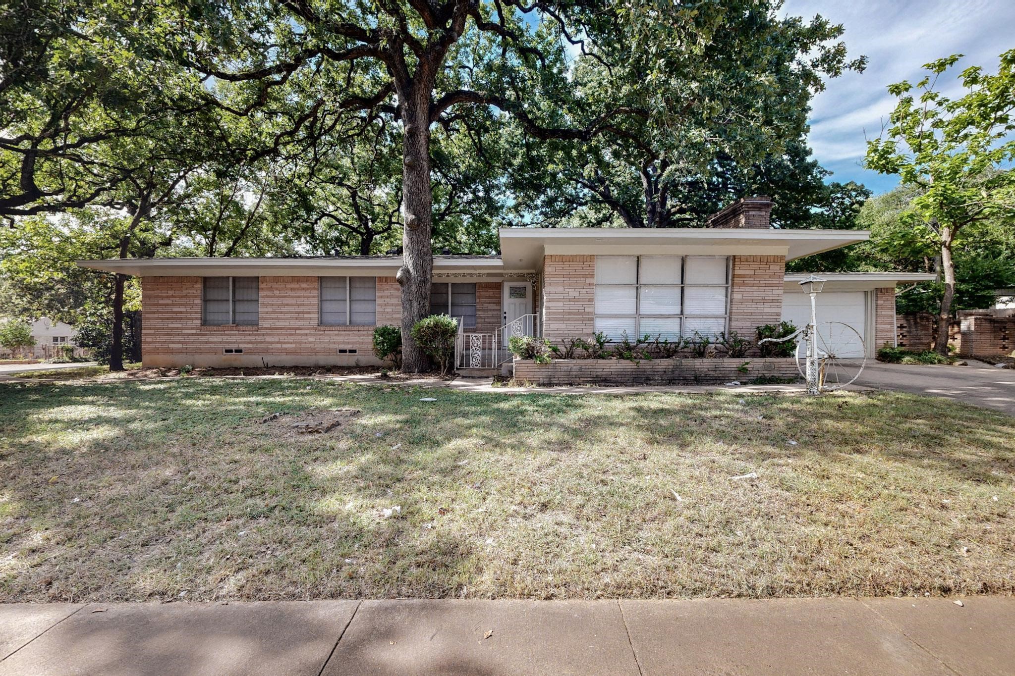 1441 Hawley Lane Dallas TX 75217
