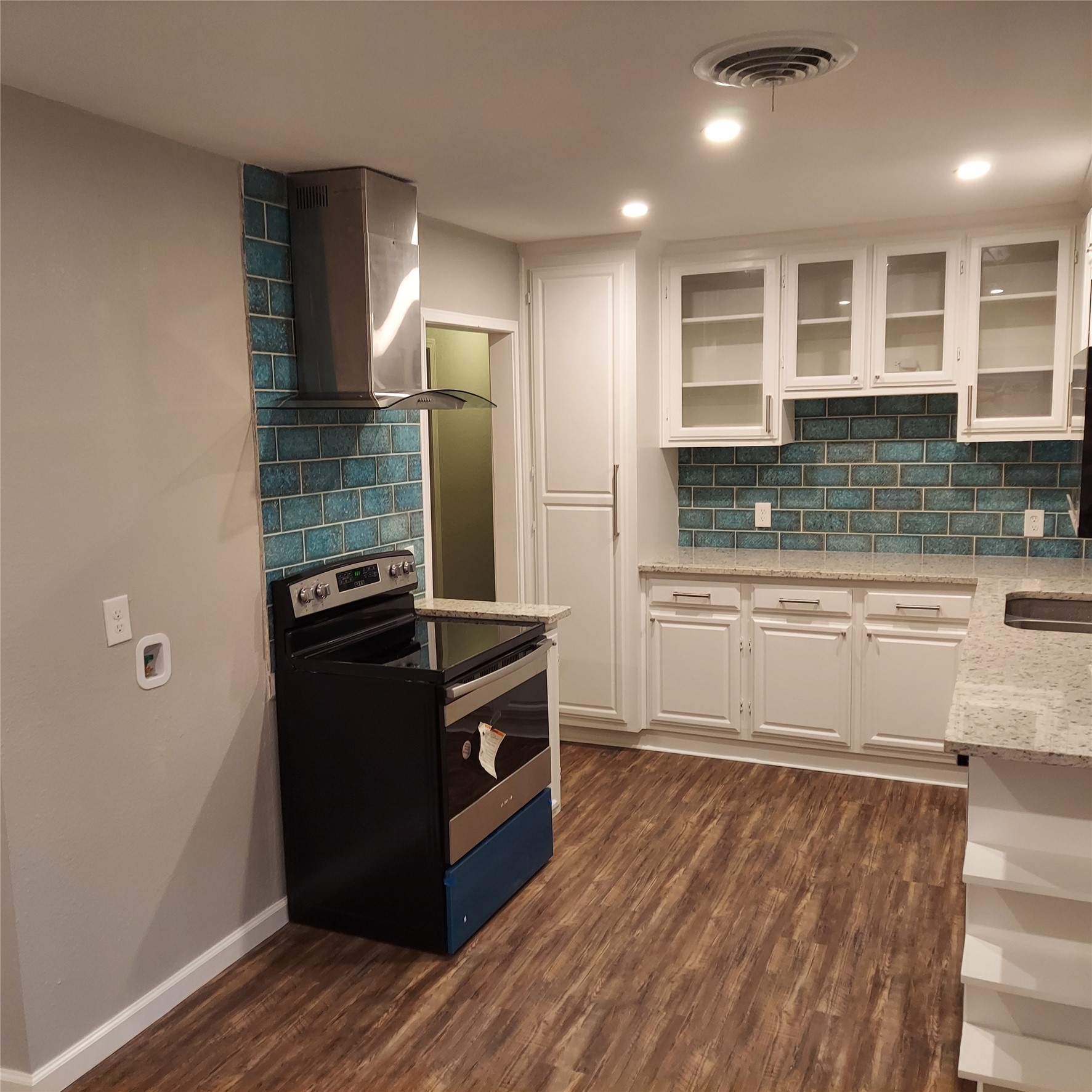 410 Hillcrest Street Mansfield TX 76063