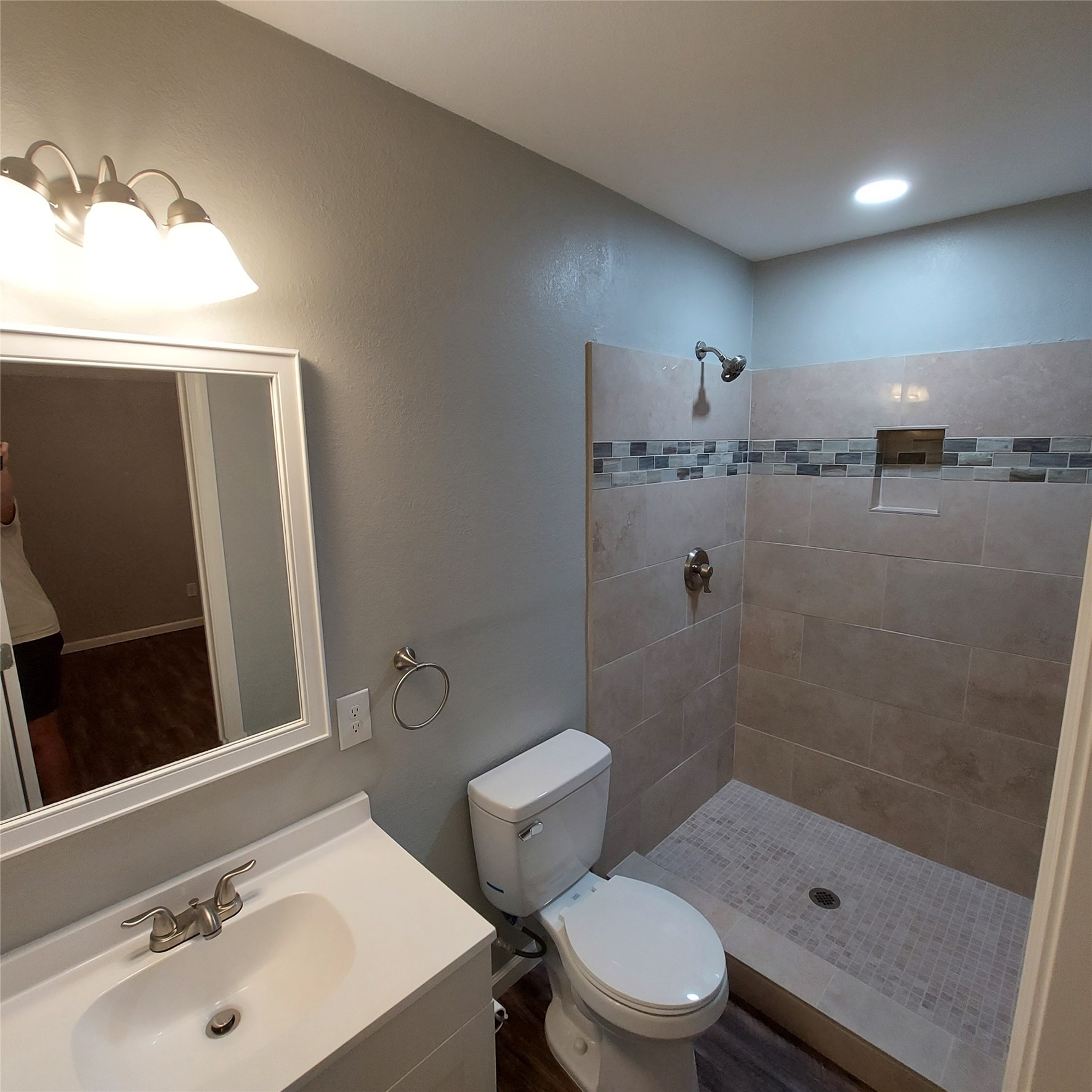 410 Hillcrest Street Mansfield TX 76063