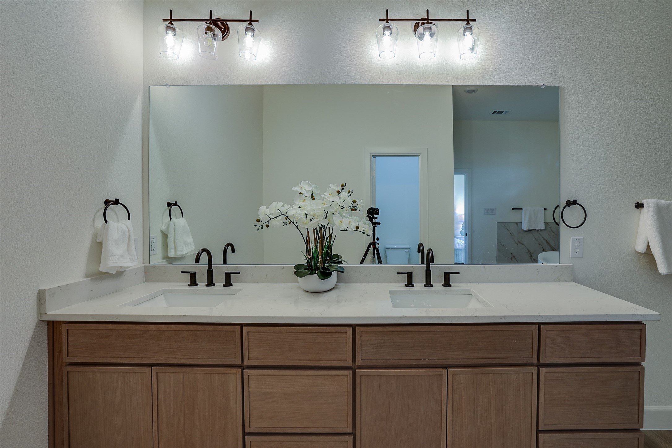 1601 Sea Breeze Court Azle TX 76020