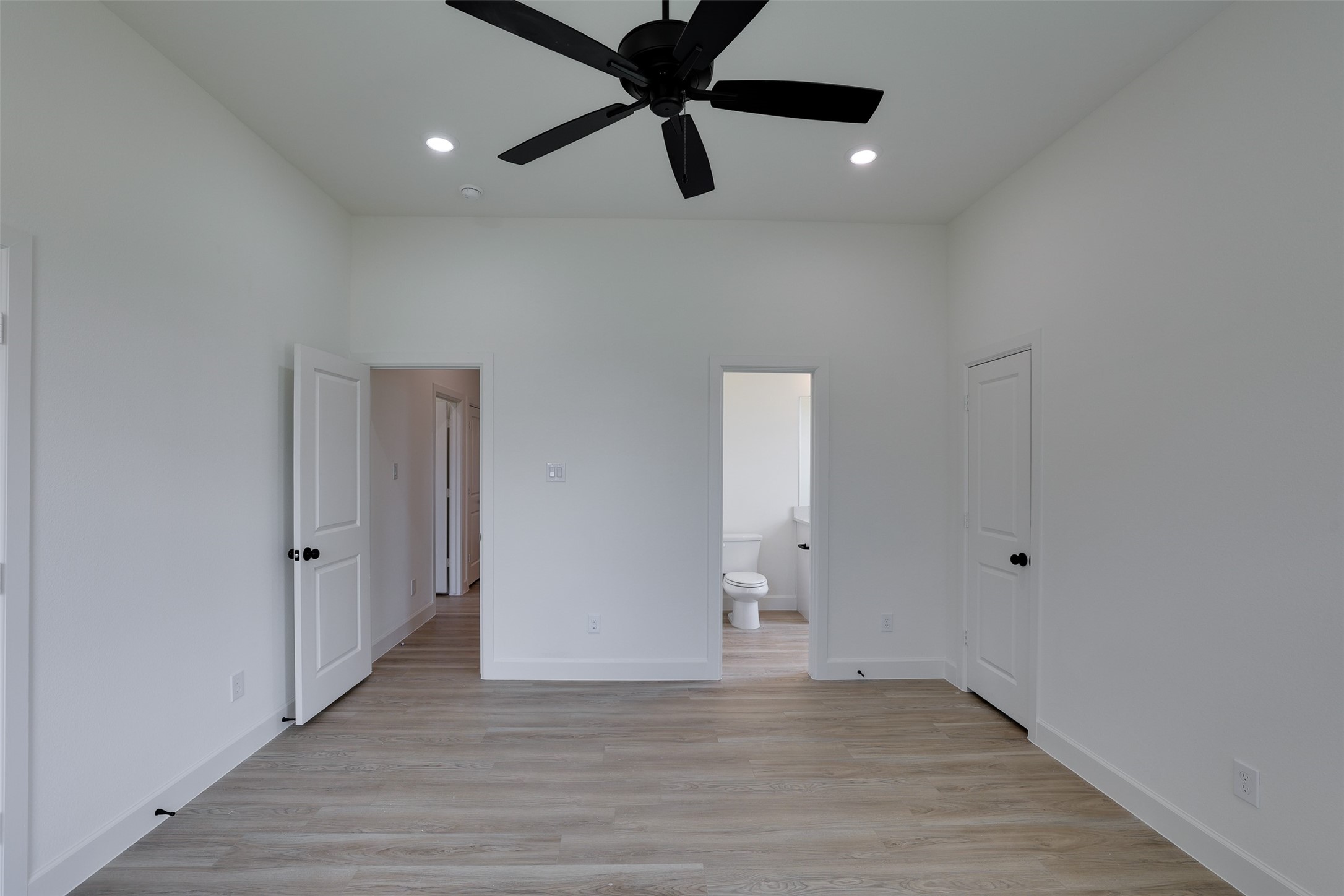 1601 Sea Breeze Court Azle TX 76020